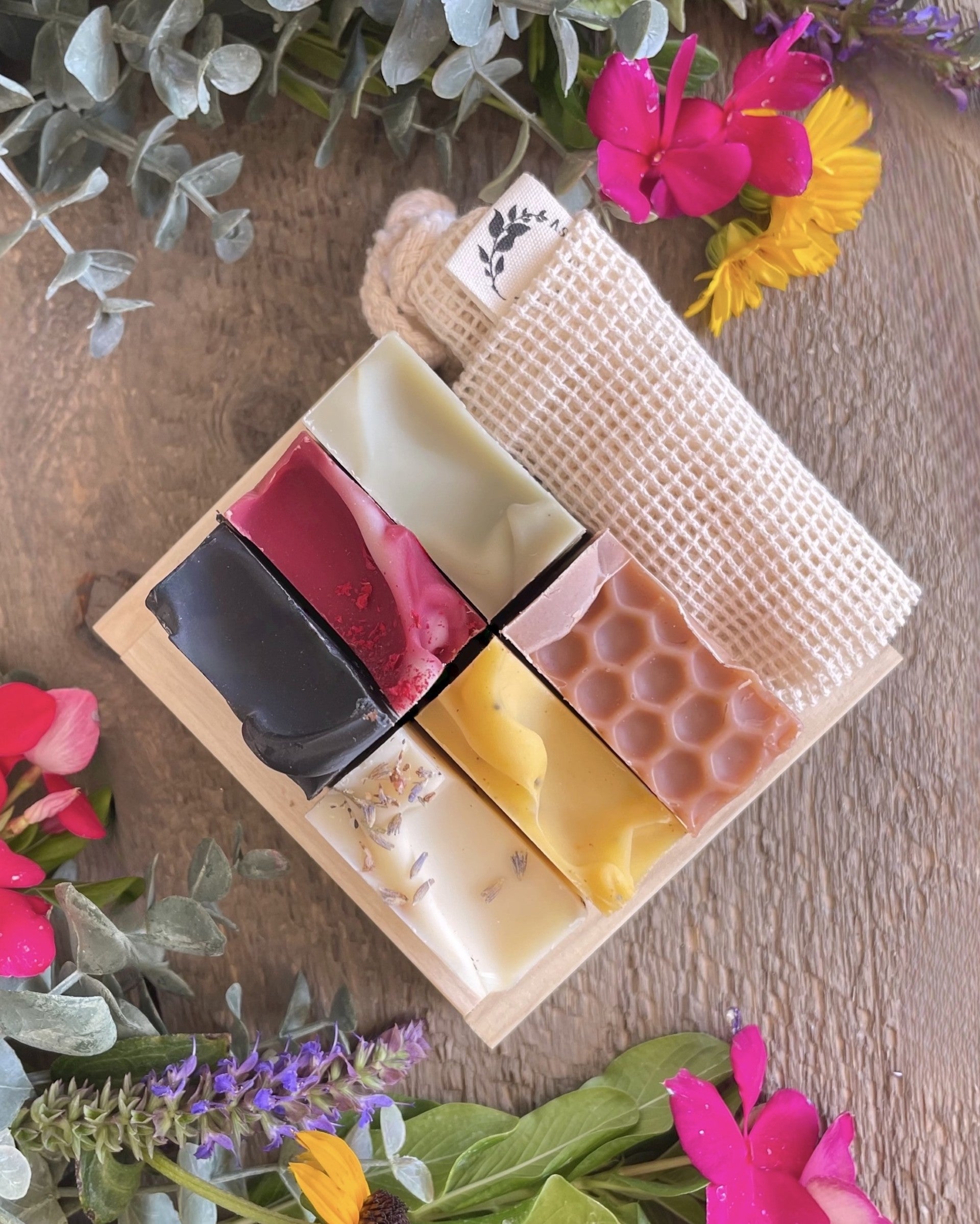 Poplar Bundle Gift Tray- As Seen on Ashleymariesoap.com